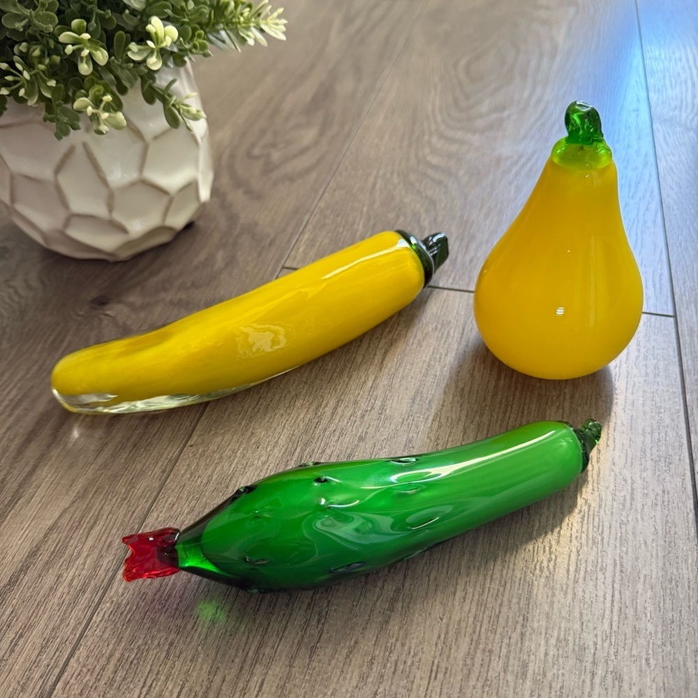 Vintage MCM 3 Piece Hand Blown Fruit & Veggie Glass Bundle‎